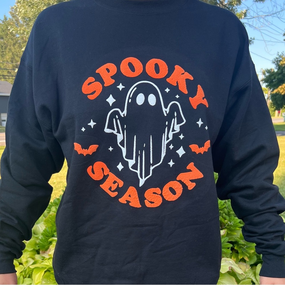 SPOOKY SEASON CREWNECK
